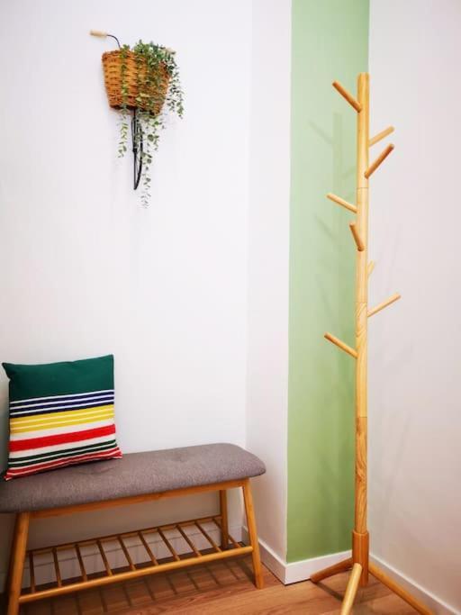 밀라노 Sunny Flat 50 Meters From The Metro 아파트 외부 사진